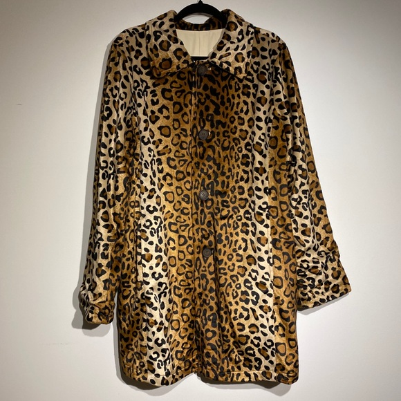 dennis basso Jackets & Blazers - DENNIS BASSO LEOPARD REVERSIBLE TRENCH COAT/ has been dry cleaned